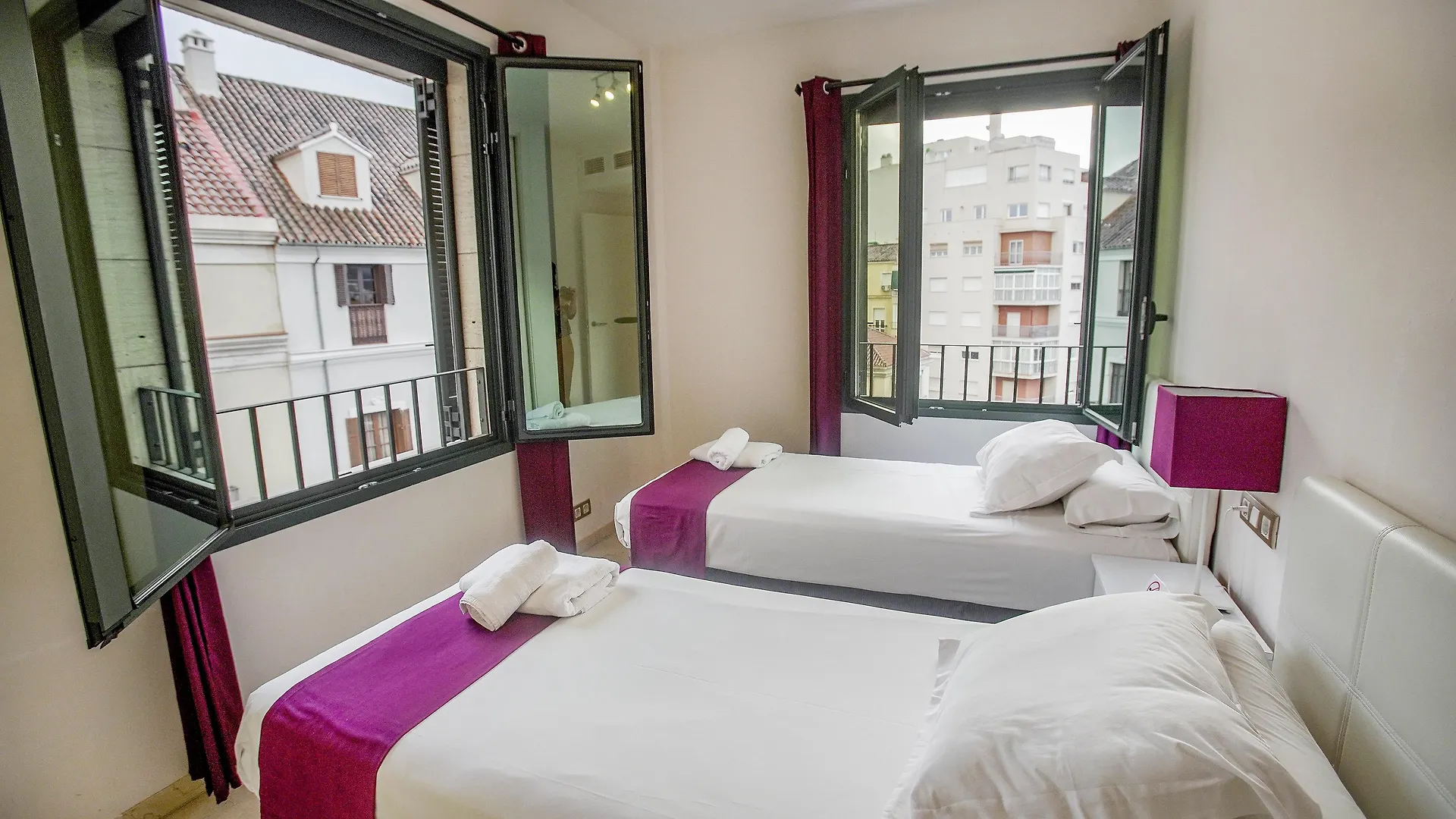 Atarazanas Málaga Boutique Hotel 3*,