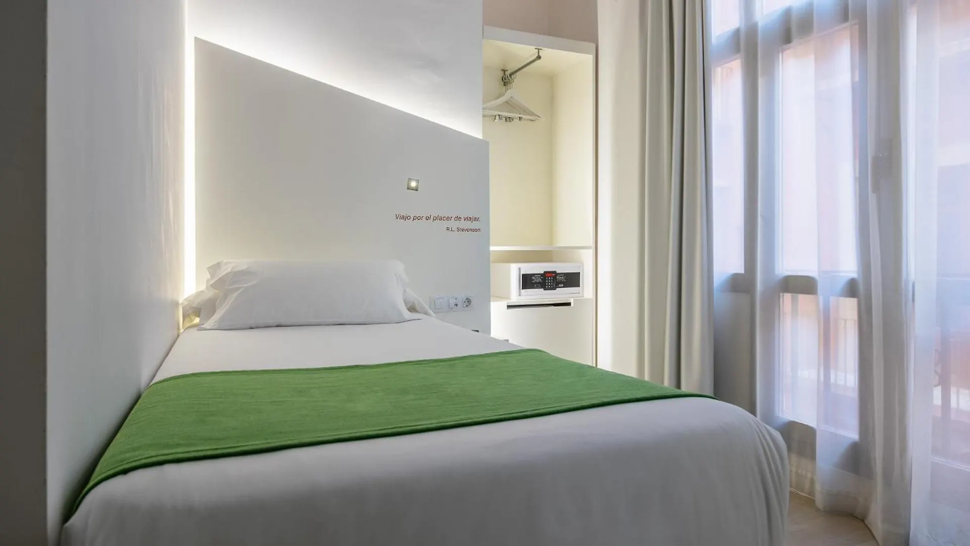 Atarazanas Málaga Boutique Hotel 3*,  Spagna